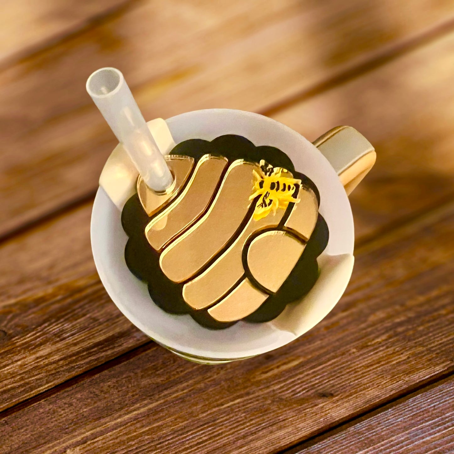 Honey Bee topper